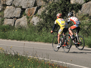 Pasando por Hermosa en la Marcha Cicloturista Peña Cabarga